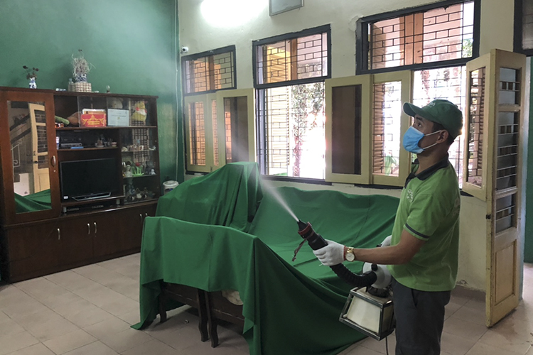 phun_ulv_ben_trong_nha phun_ulv_ben_trong_nha